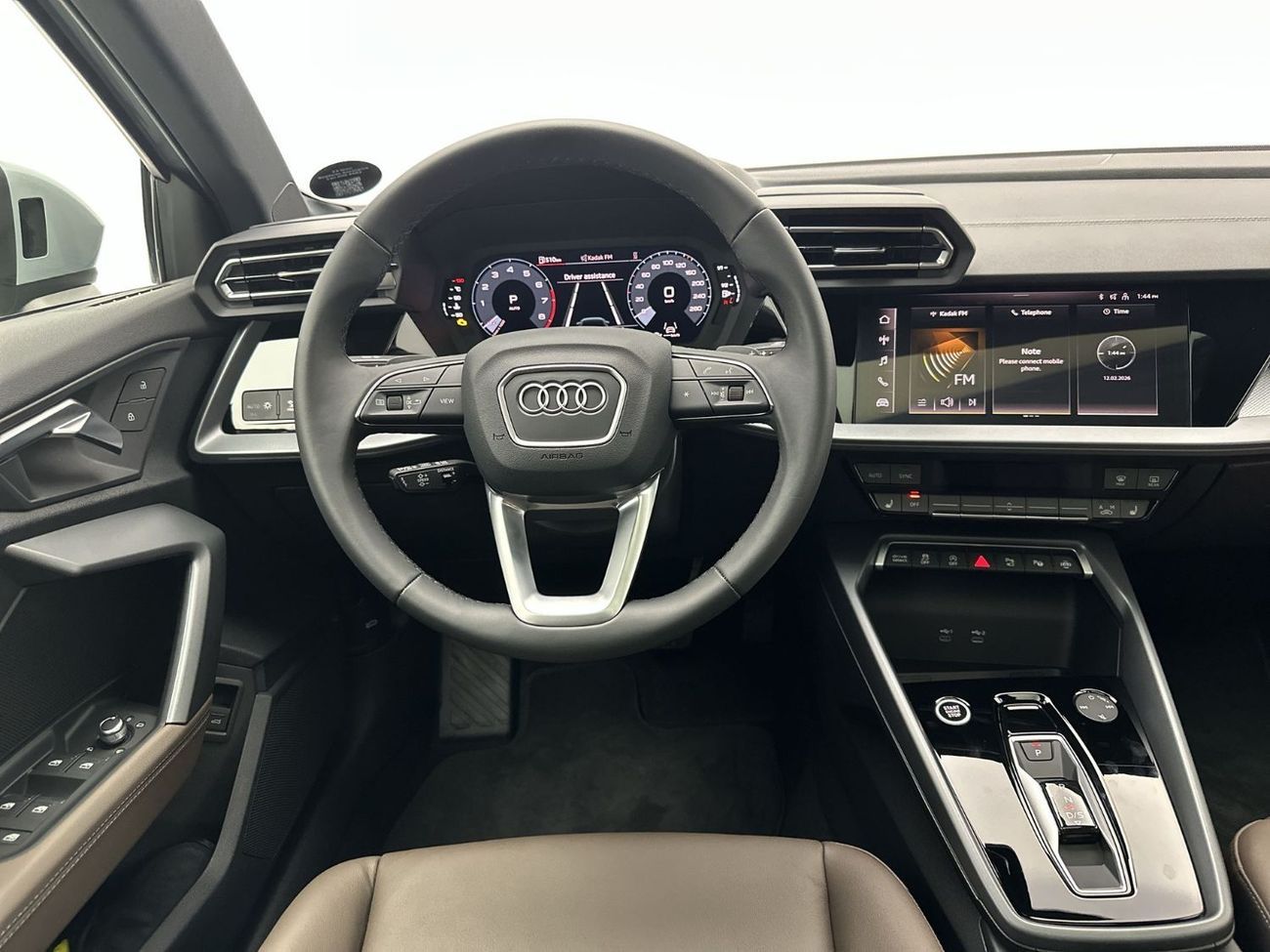 Audi A3 Sedan Advanced 35 TFSI _ SILVER