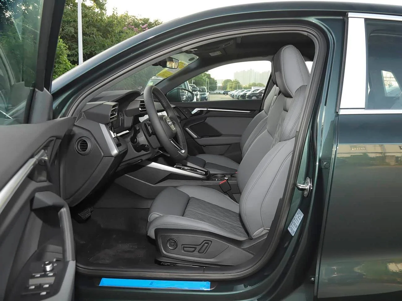 Audi A3 Sportback 35 TFSI_ BLACK
