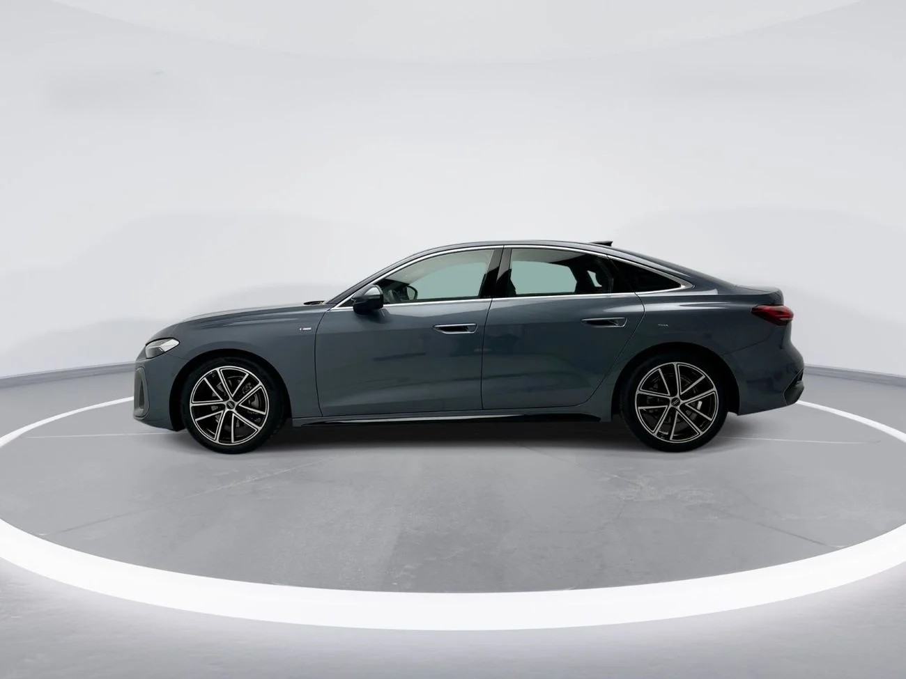 Audi A5 TFSI  _2025_2.0- BROWN