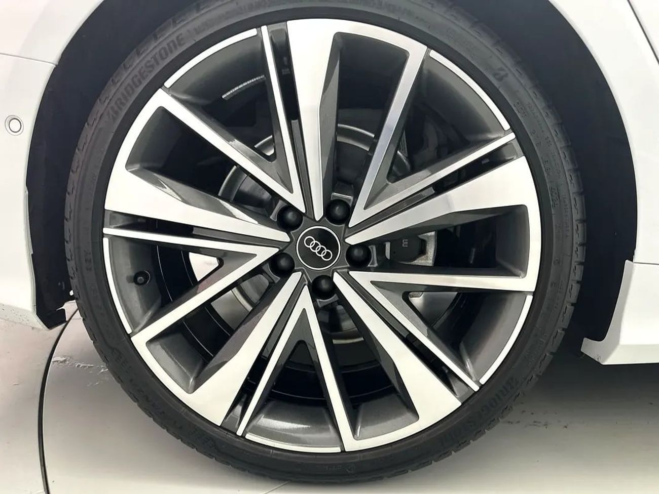 Audi A6 40 TFSI 2.0L Avant 40 TFSI