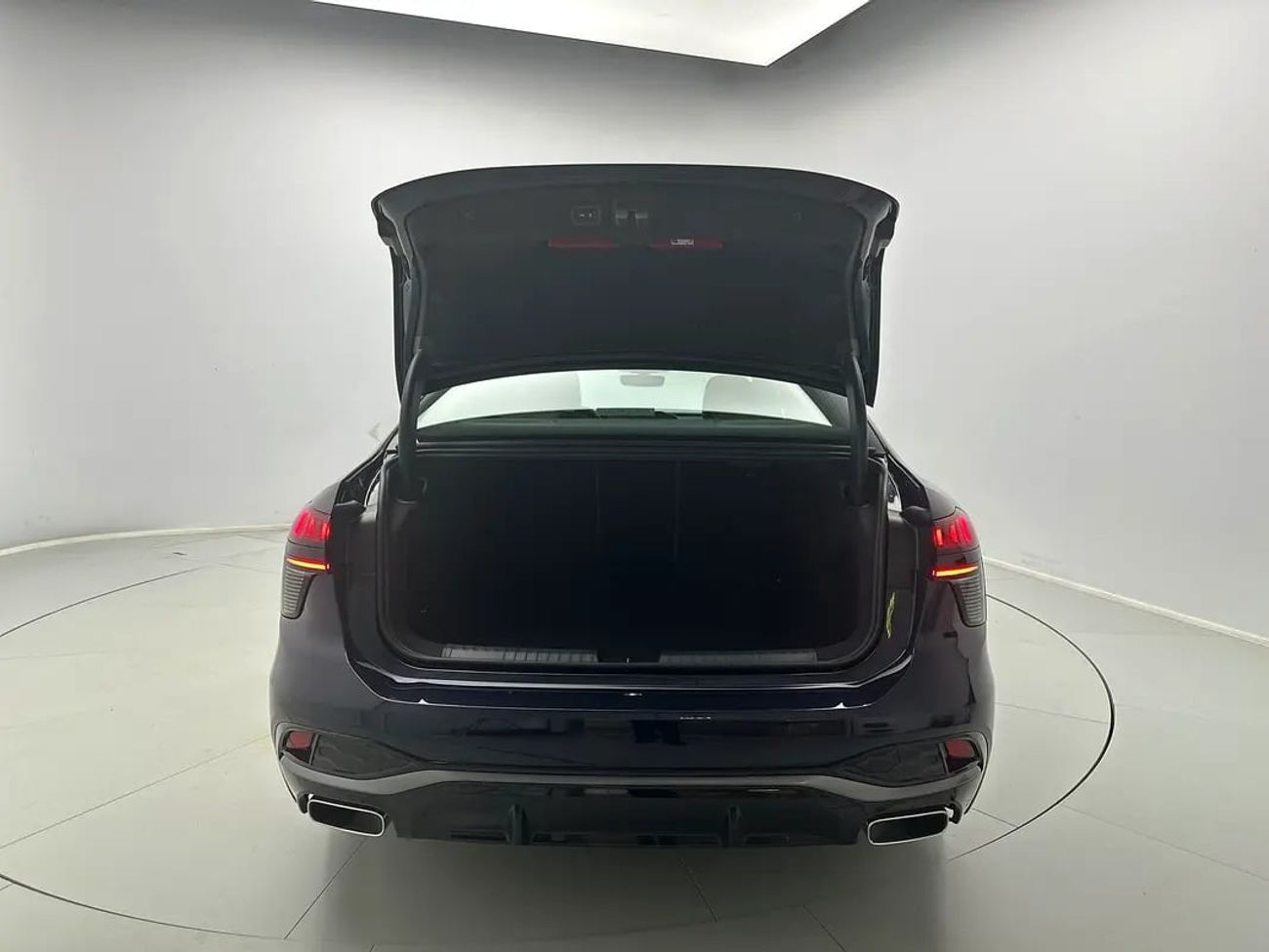 Audi A6 Sedan TFSI  Progress _ BLACK _2025