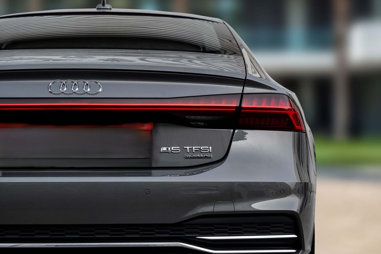 Audi A7 A7 S-line PETROL _2025