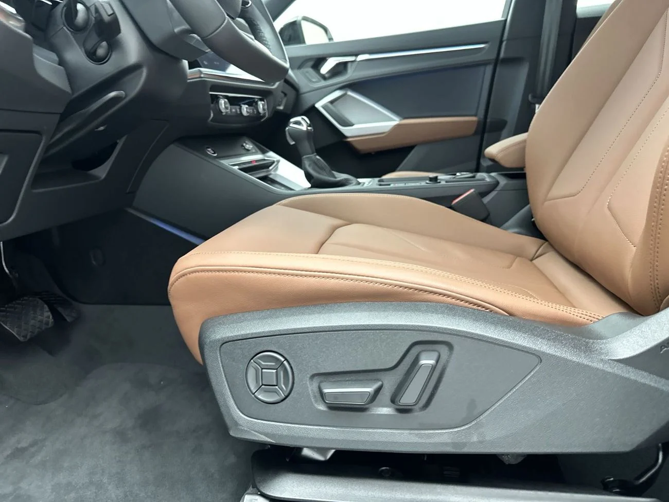 Audi Q3  Sportback 40 TFSI _ S line  2025