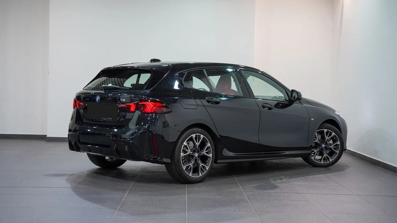 BMW 118i _2025 AT _4 Cylinders