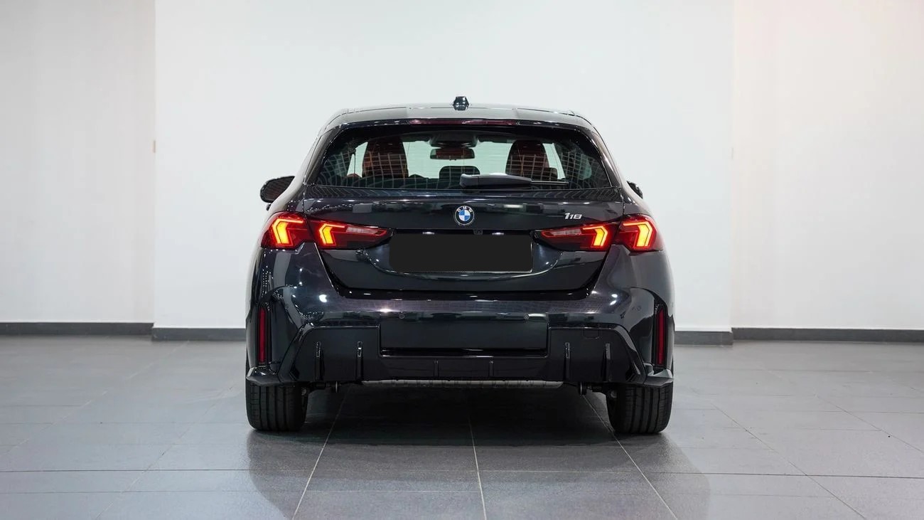 BMW 118i _2025 AT _4 Cylinders