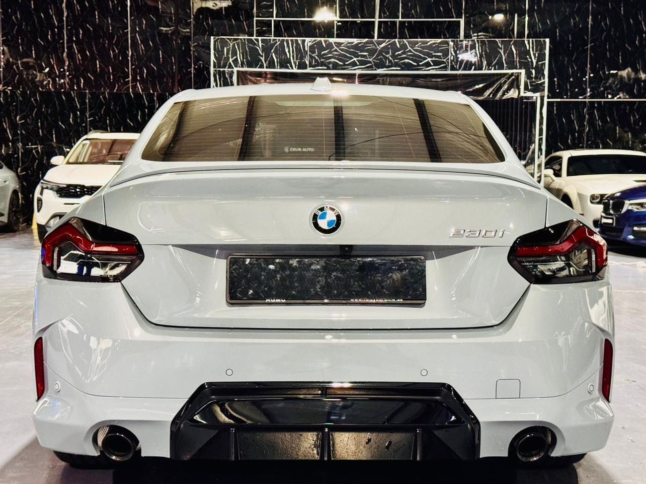 BMW 230i 2026 _2.0L