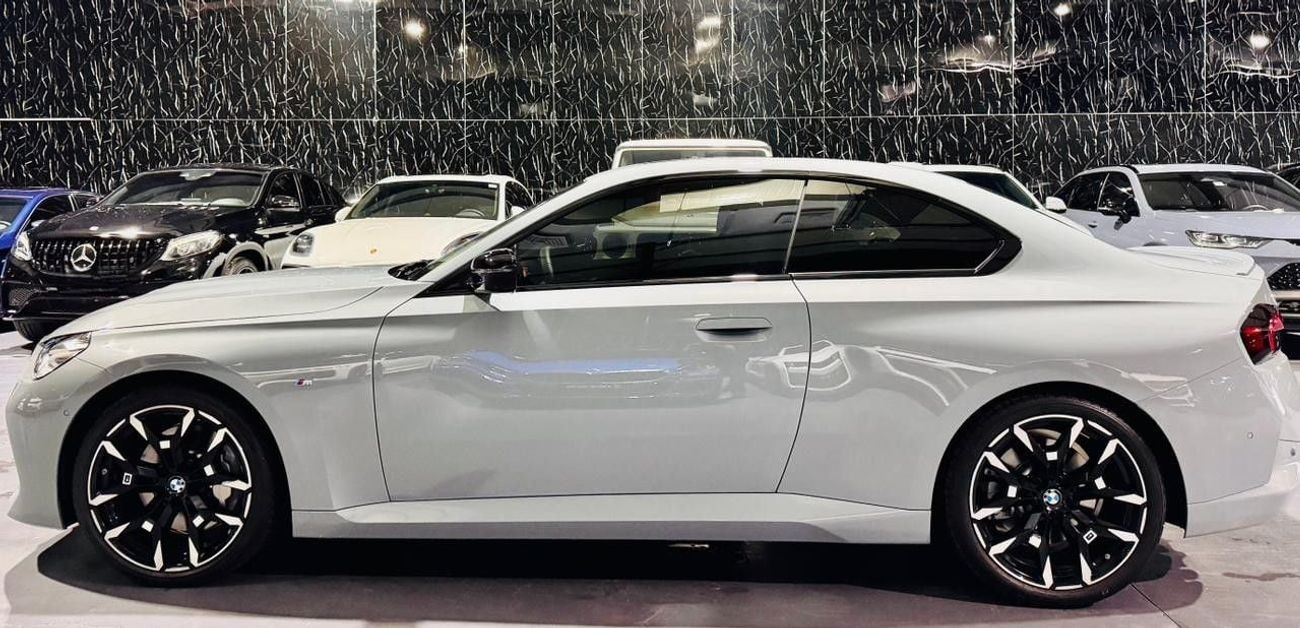 BMW 230i 2026 _2.0L