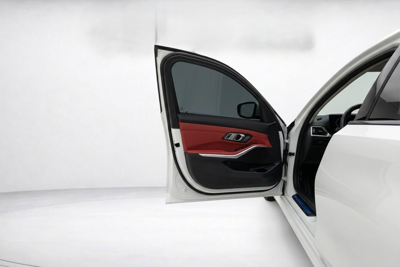 BMW 318i _2025_2.0l