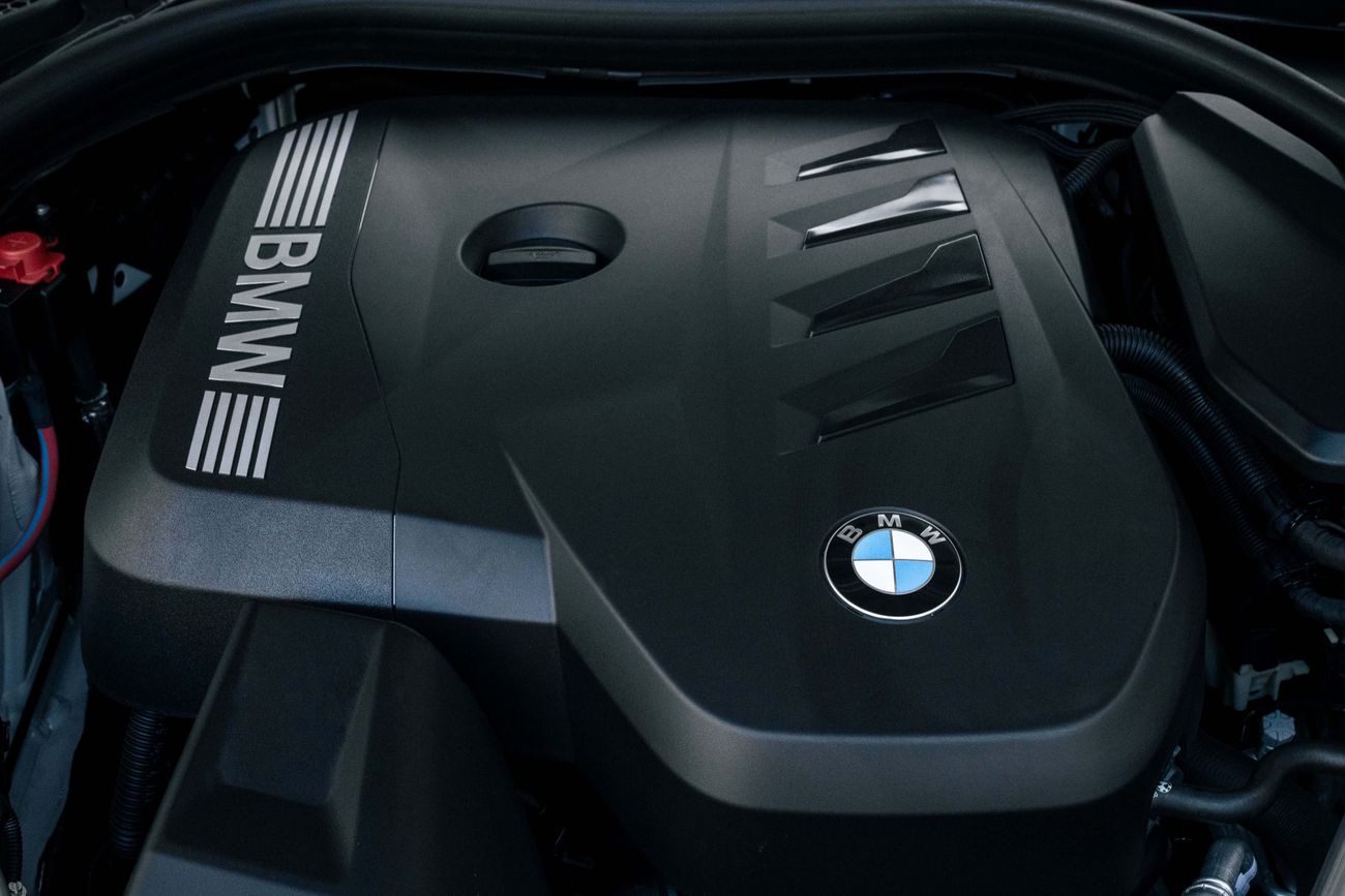 BMW 520i  M-Kit _2026_ PETROL