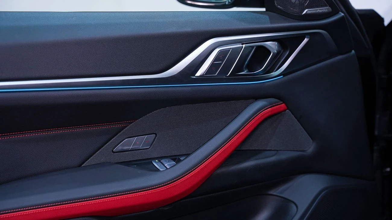 BMW i4_ HYBRID _ 2025 AT