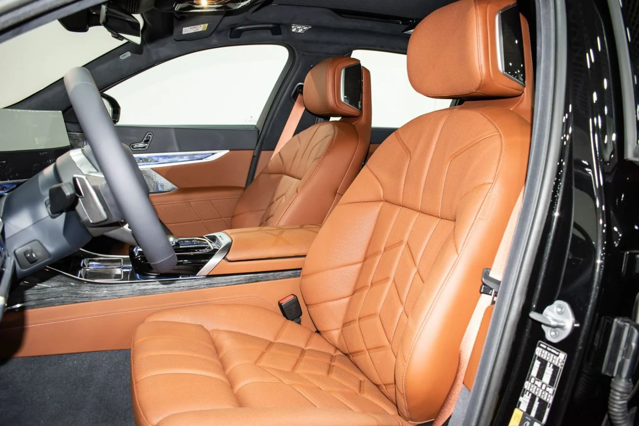 BMW i7 _ 2026_ Electric