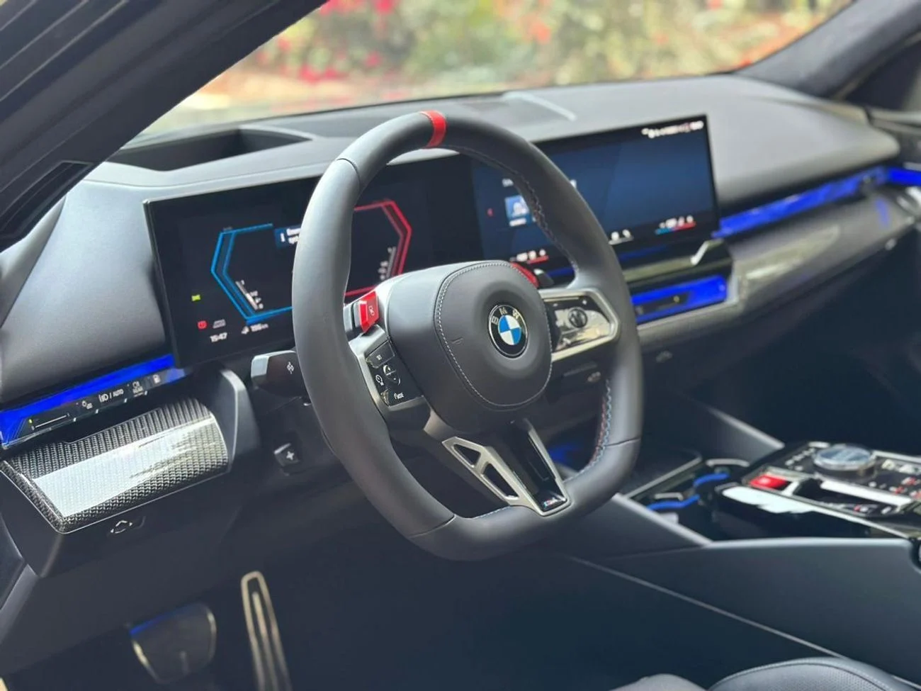 BMW M5 | 4.4L V8 Twin-Turbo  _2025
