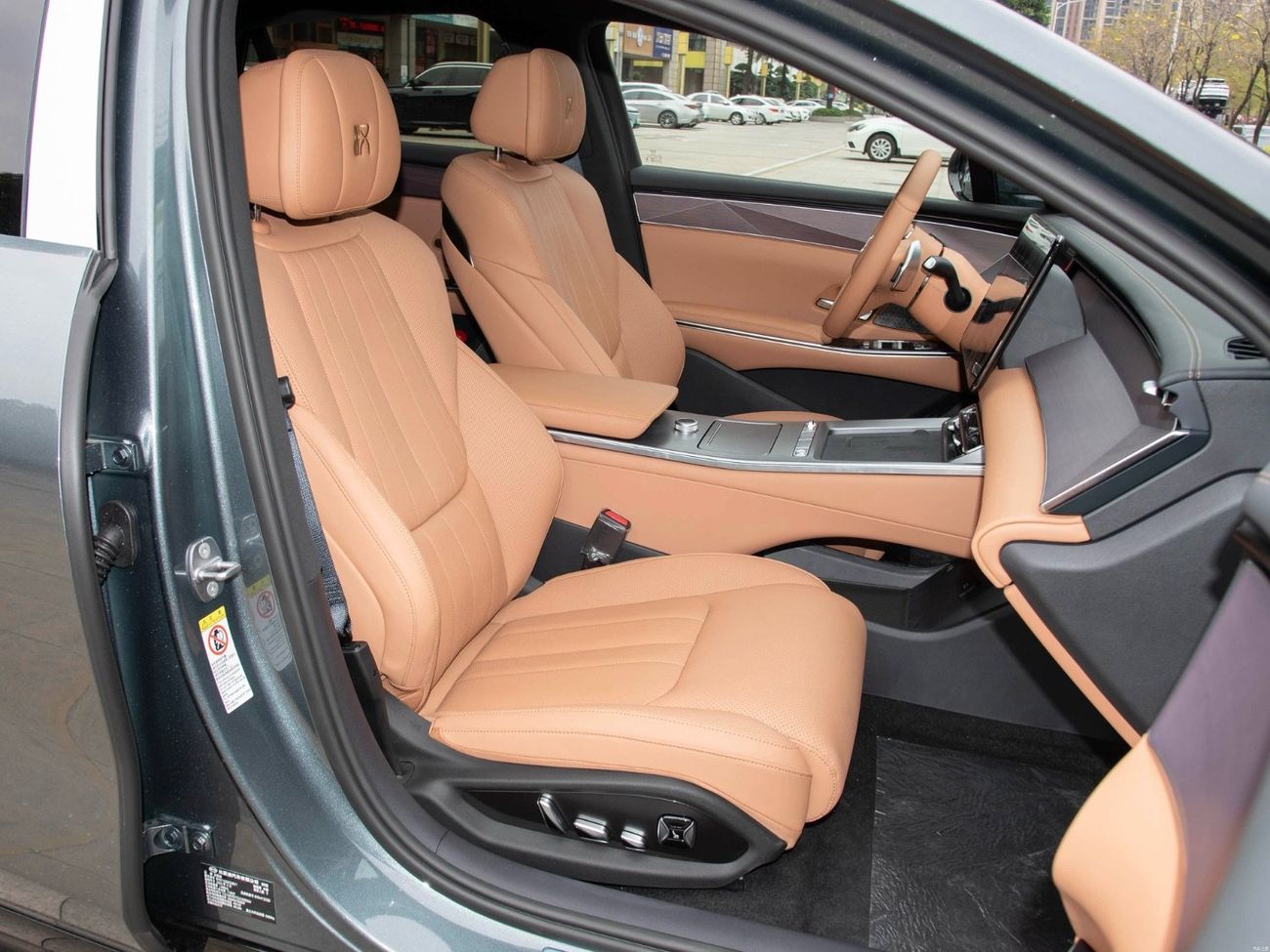 BYD Han L grey-brown _2025 _1.5 L