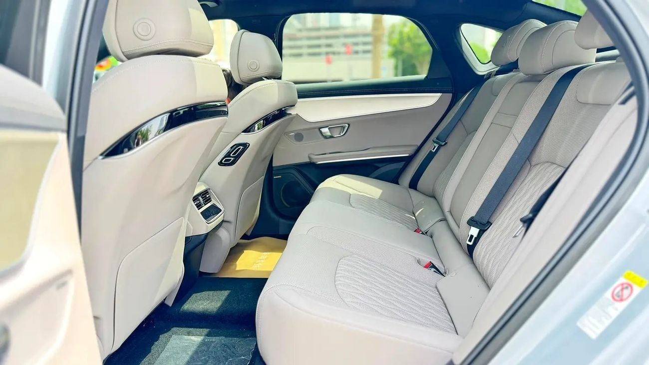 BYD HAN Plug in Hybrid  Elite Edition 2025