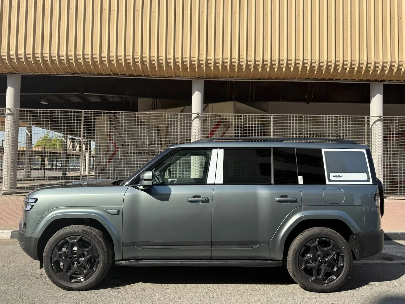 BYD Leopard Titanium 7 ultra 4WD