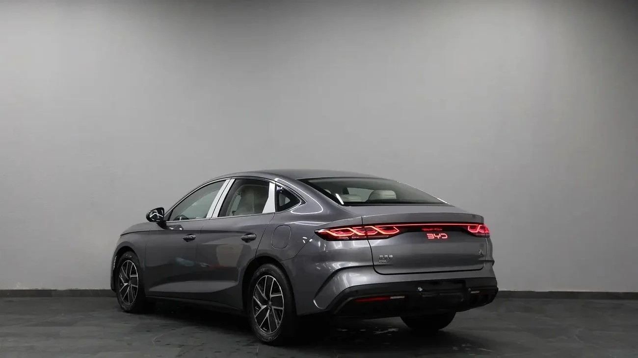 BYD Qin L DM-i _2025-HYBRID _ GREY