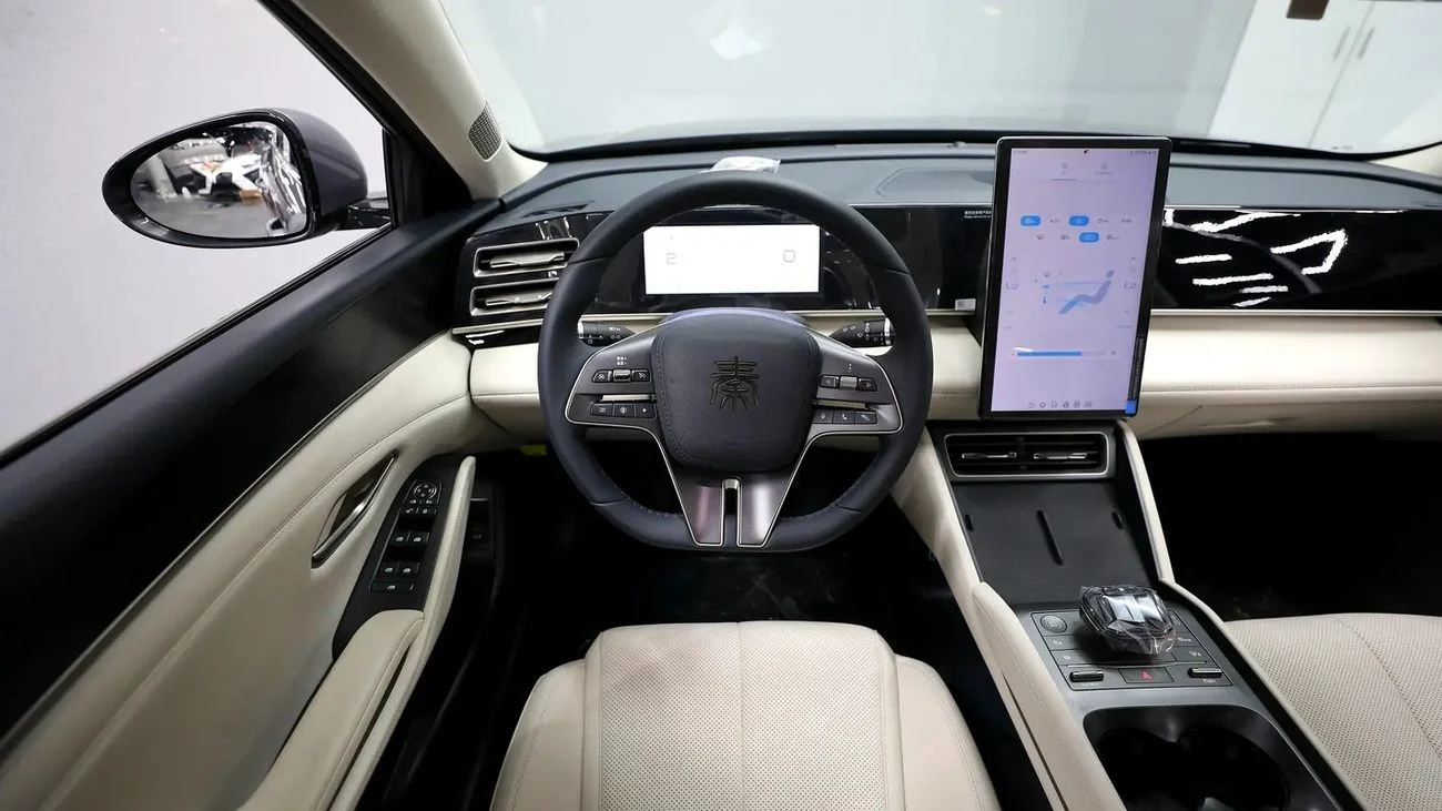 BYD Qin L DM-i _2025-HYBRID _ GREY