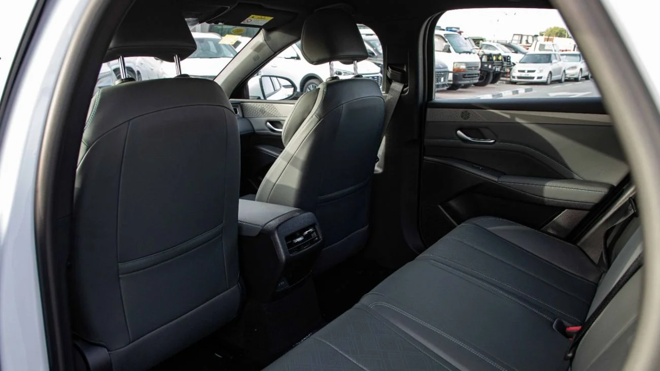 BYD QIN PLUS DM-i  LUXURY EDITION 2025