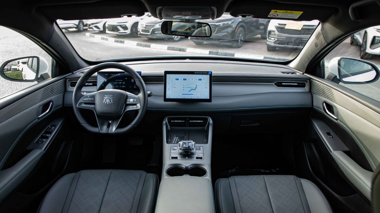 BYD QIN PLUS DM-i  LUXURY EDITION 2025