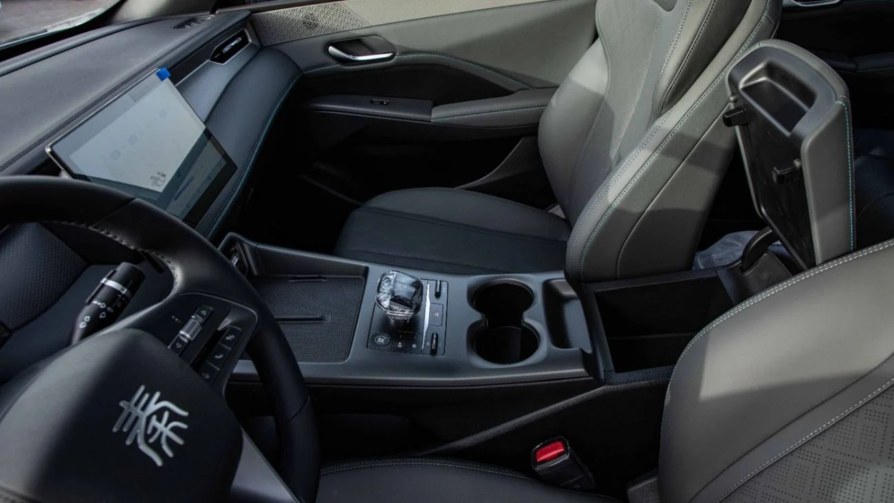 BYD QIN PLUS DM-i  LUXURY EDITION 2025