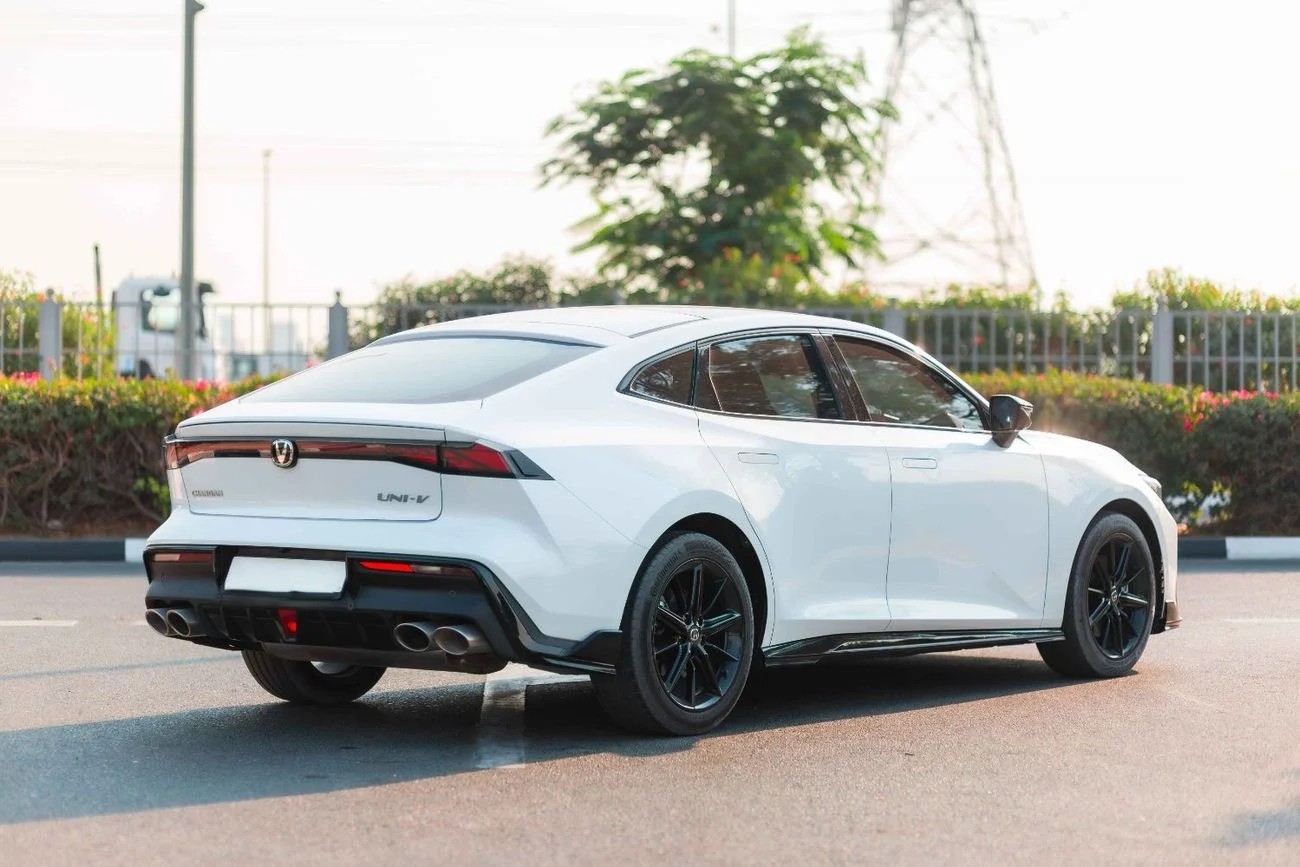 Changan UNI-V 2.0T