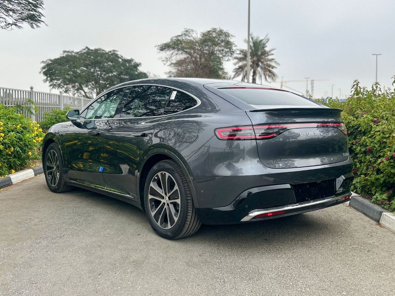 Chery Exeed 2026 LUXEED R7 EV MAX SUV