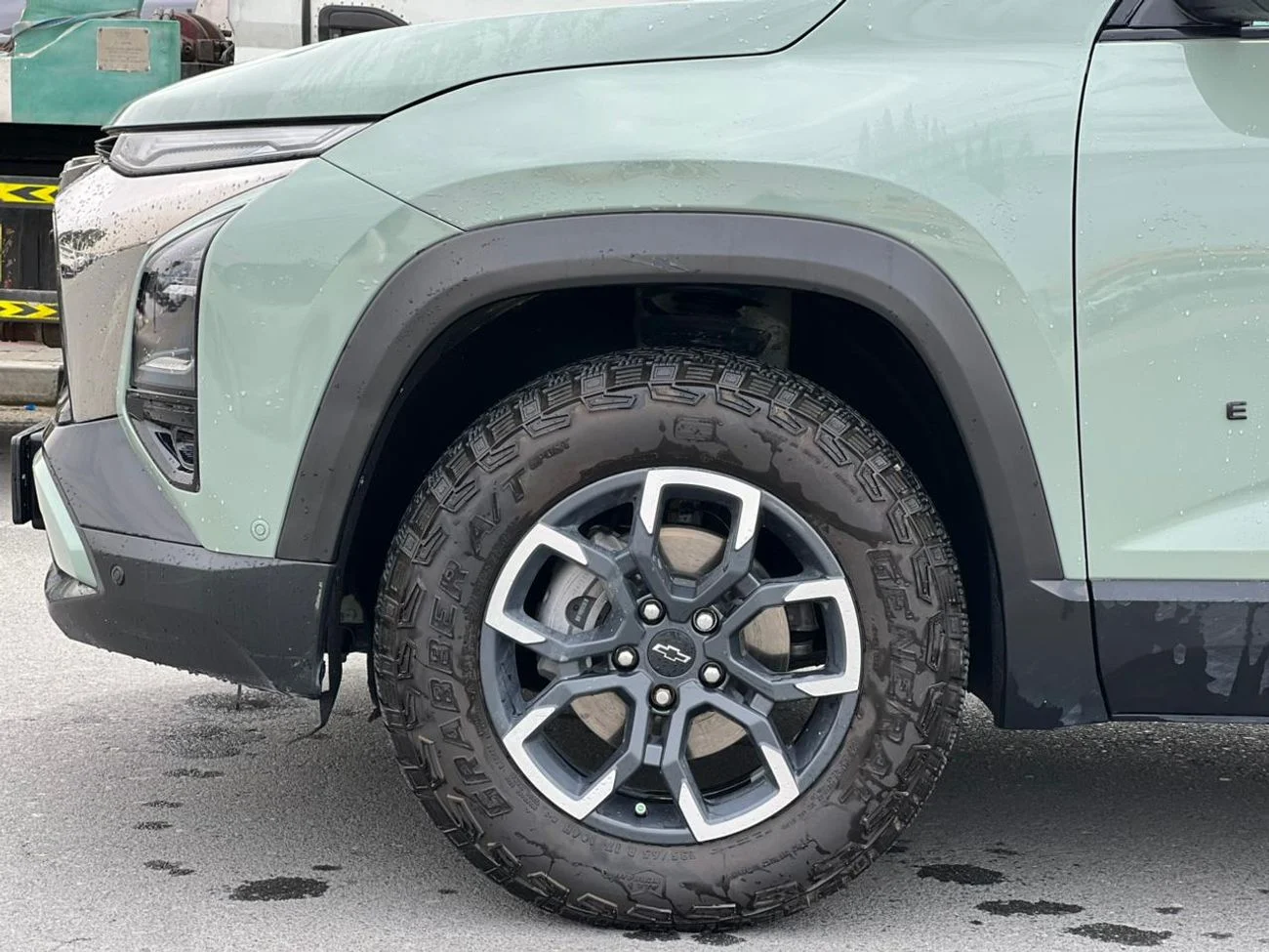 Chevrolet Equinox_2025_1.5l