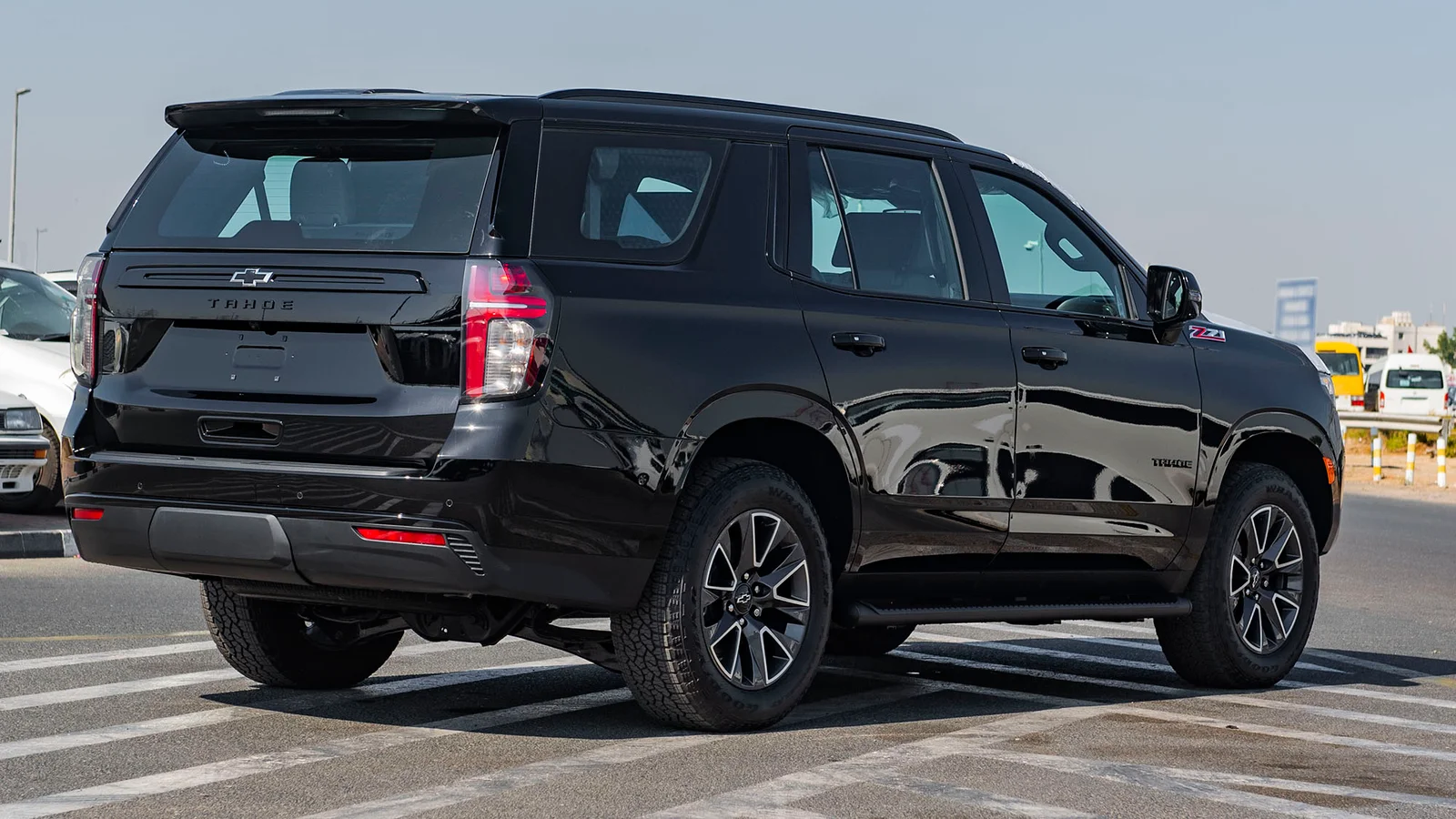 CHEVROLET TAHOE 5.3P AT MY2025 – BLACK