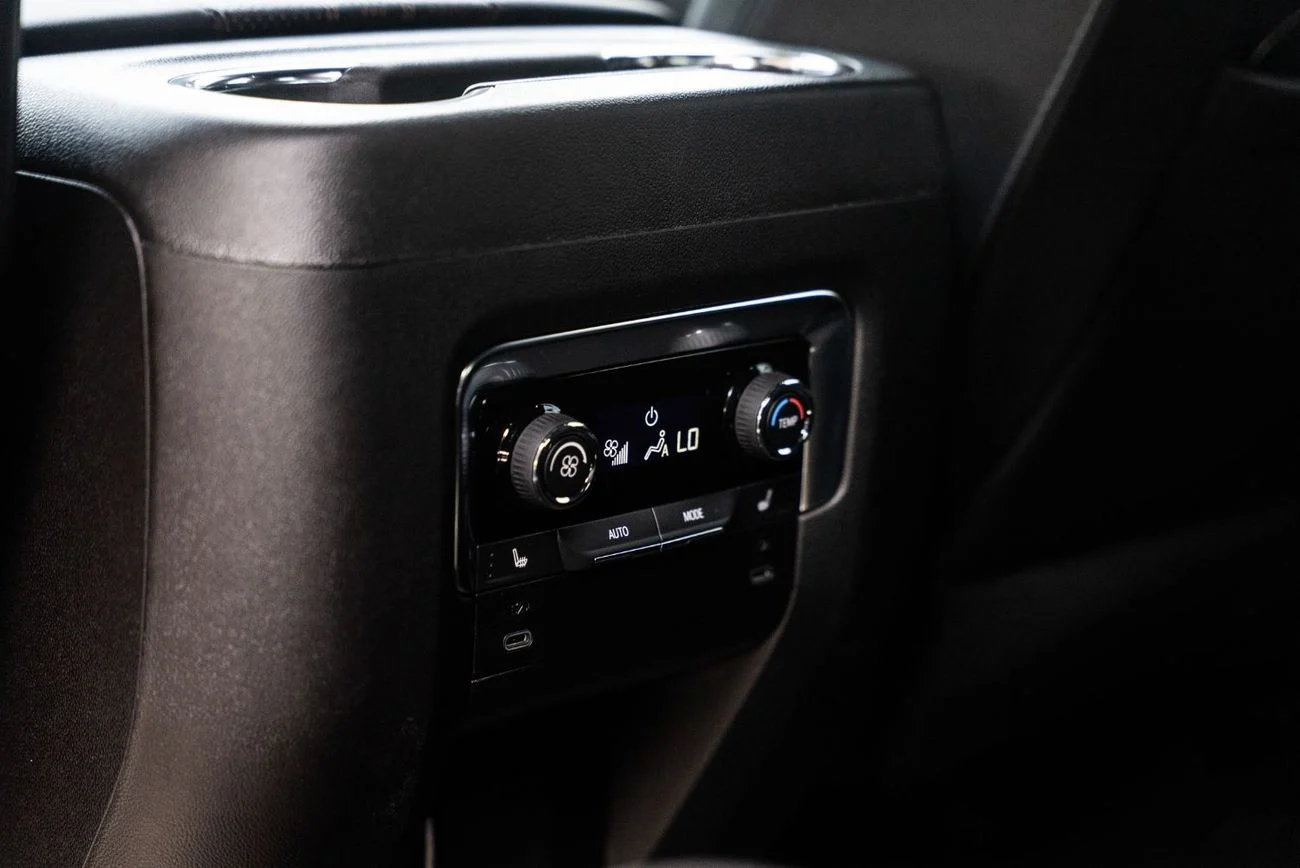 Chevrolet Tahoe High Country 2026 _ 6.2L V8
