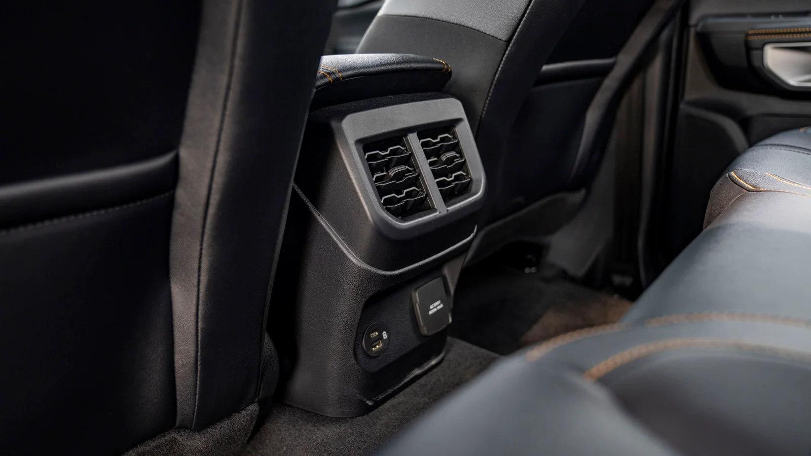 FORD RANGER DC WILDTRAK 2.0D AT 4X4 MY2025 – BLACK