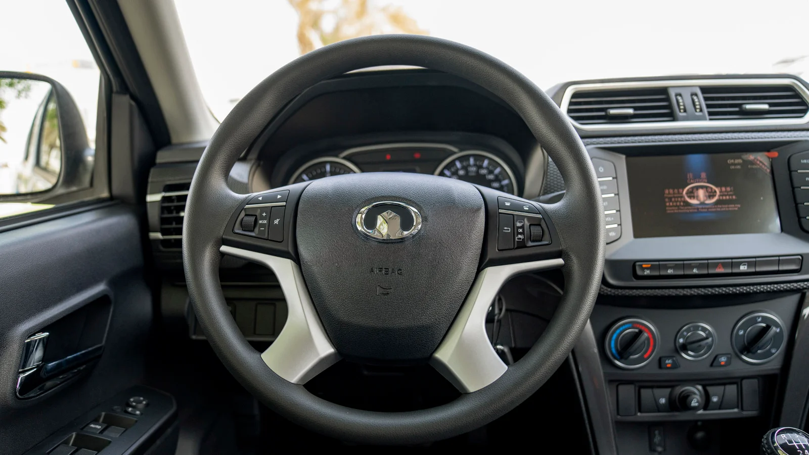 GREAT WALL WINGLE 5 DC 2.0D MT MY2025 – WHITE