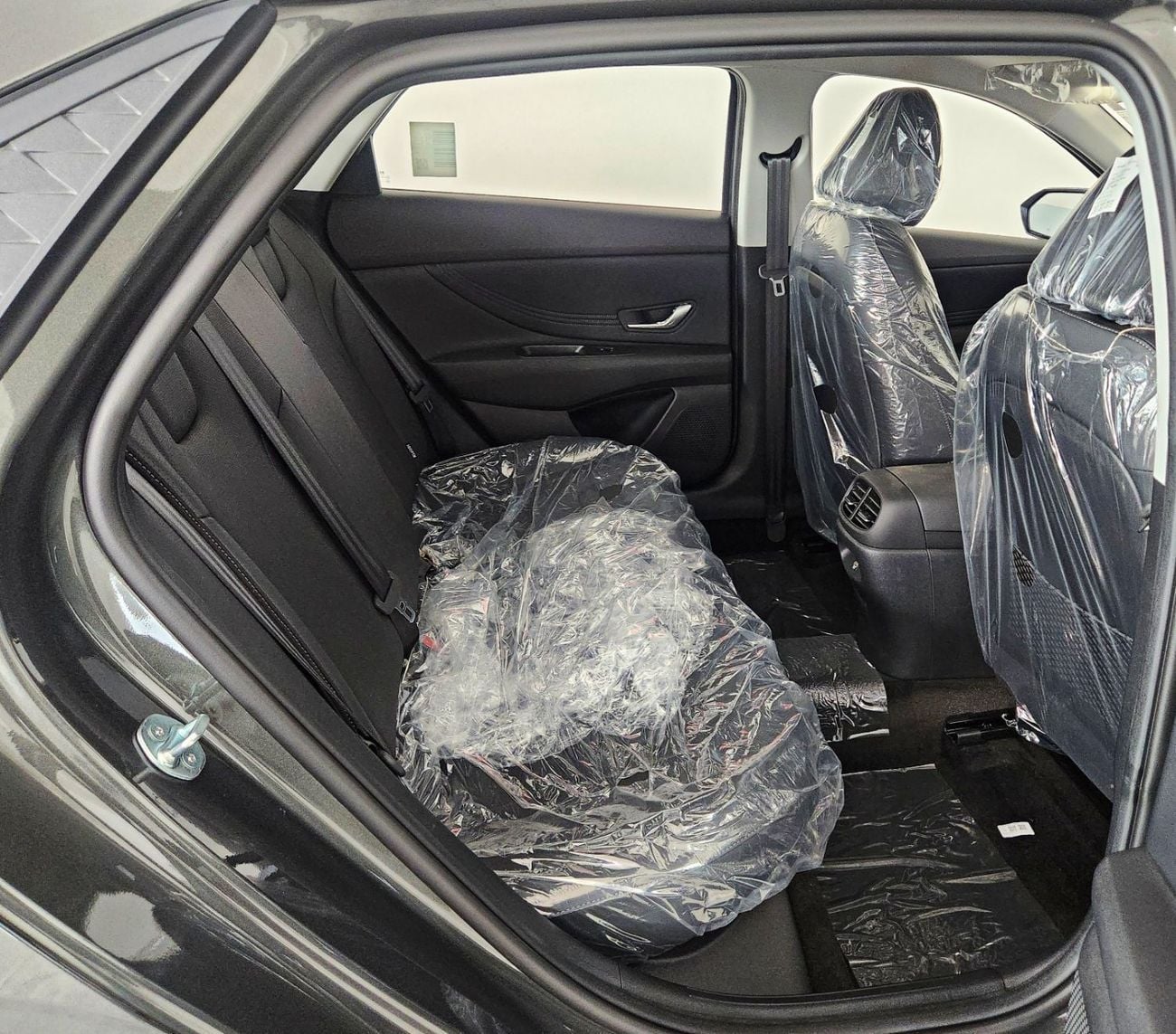 Hyundai Elantra 1.5l CVT _ gray