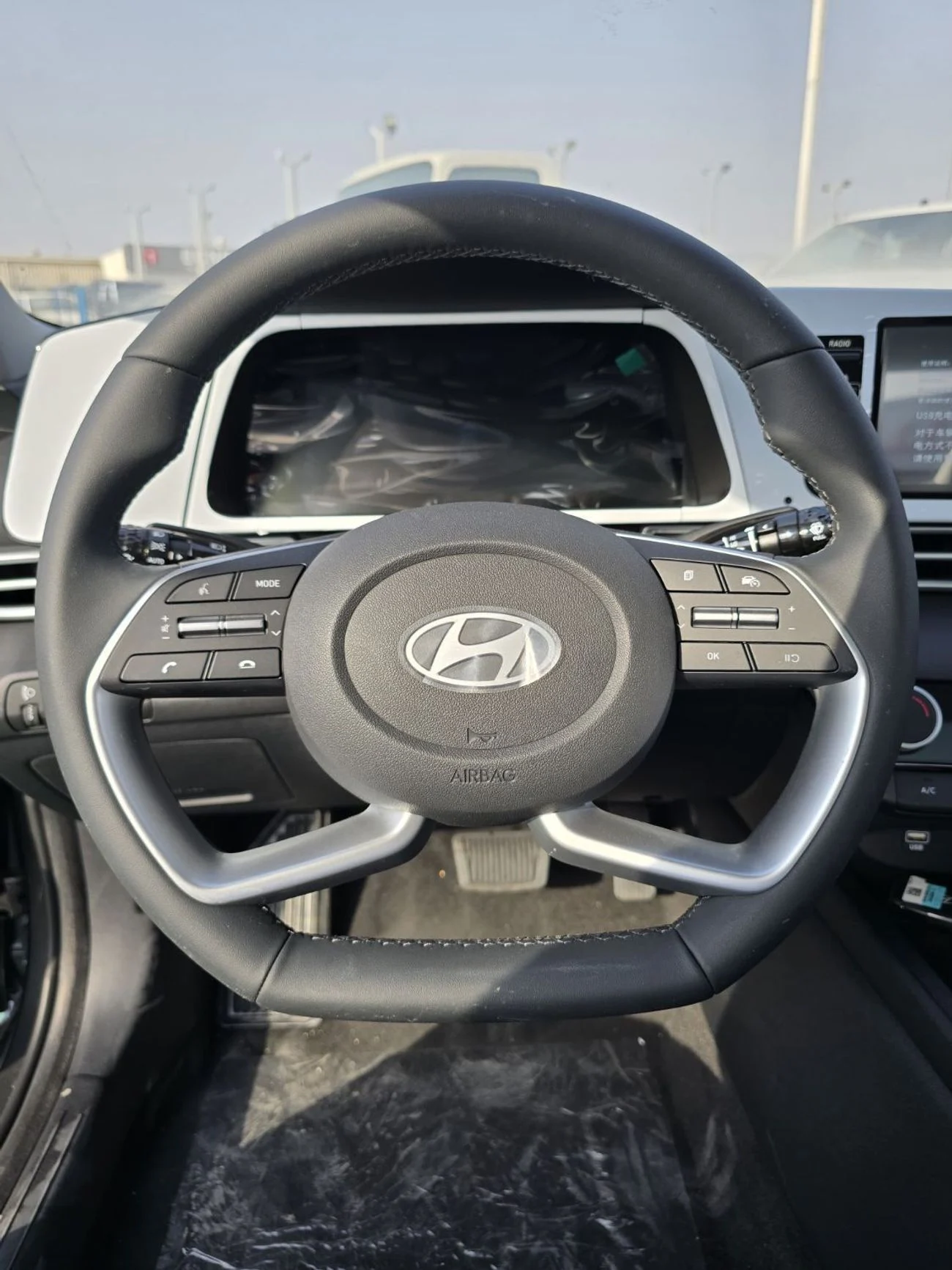 HYUNDAI ELANTRA 1.5L  MODEL FULL OPTION _ black