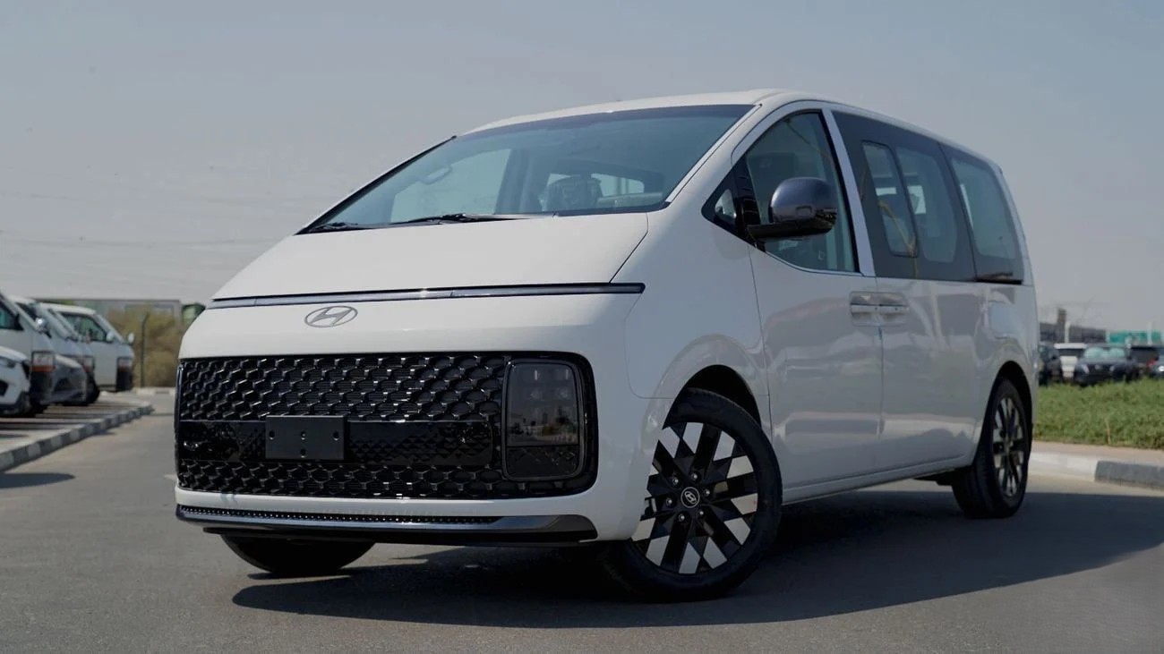 Hyundai Staria 3.5L Executive 9 Seater 2026
