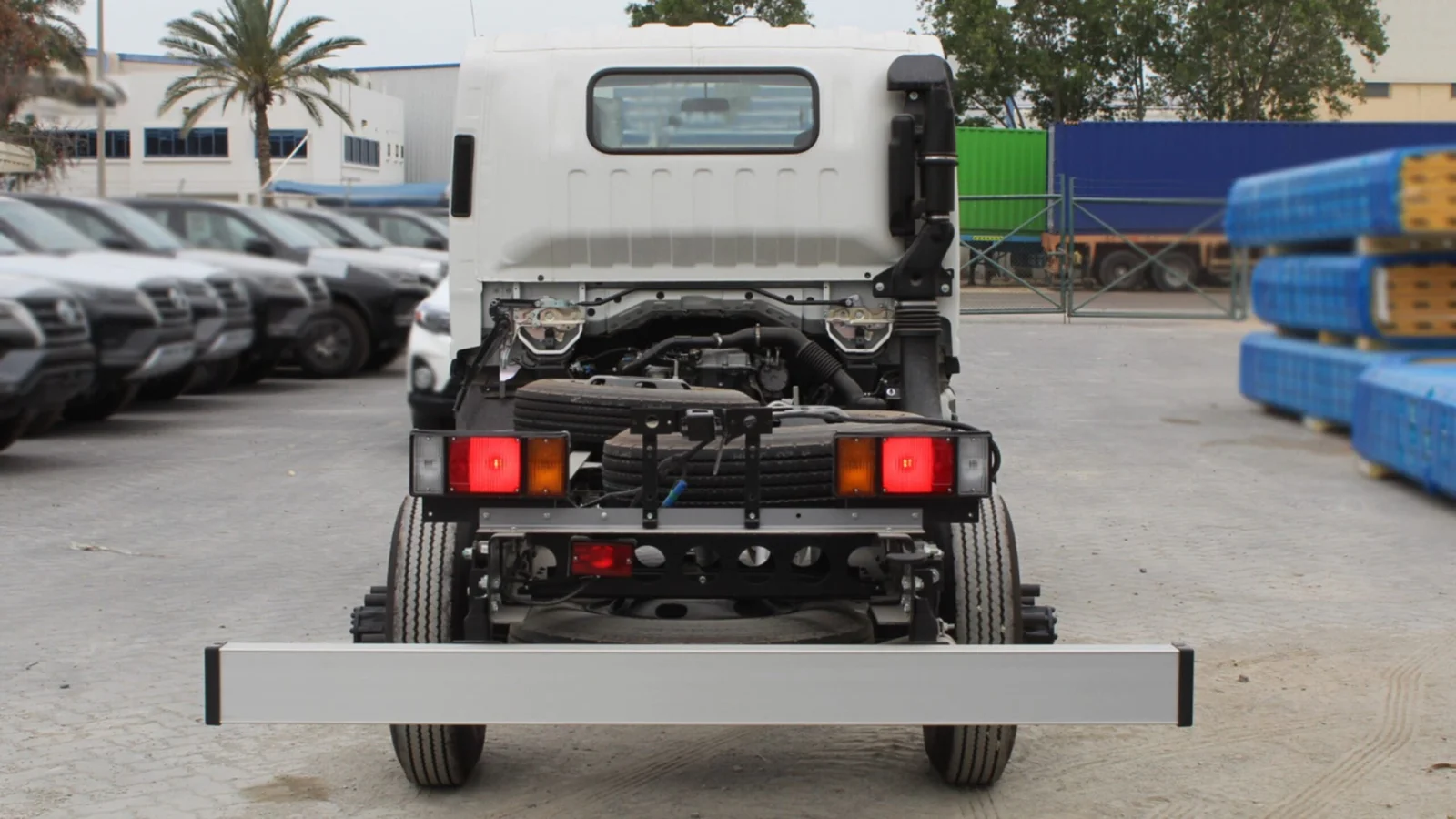 ISUZU NPR 4570 cc TRUCK CAB CHASSIS 4X2 DIESEL MT