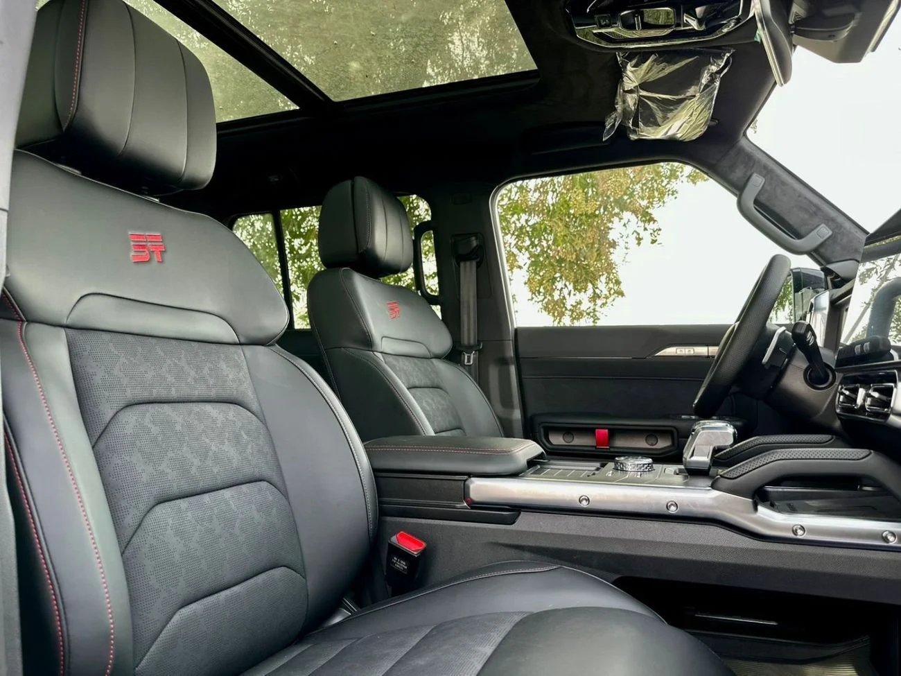 Jetour T2 Luxury 2025
