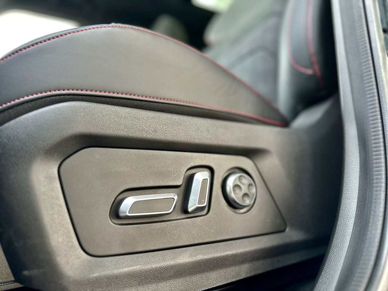 Jetour T2 Luxury 2025