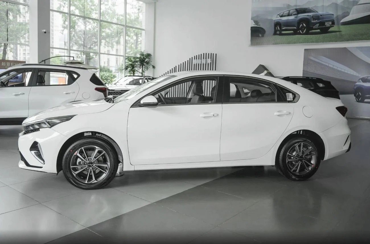 Kia K3 1.5L IVT  2026