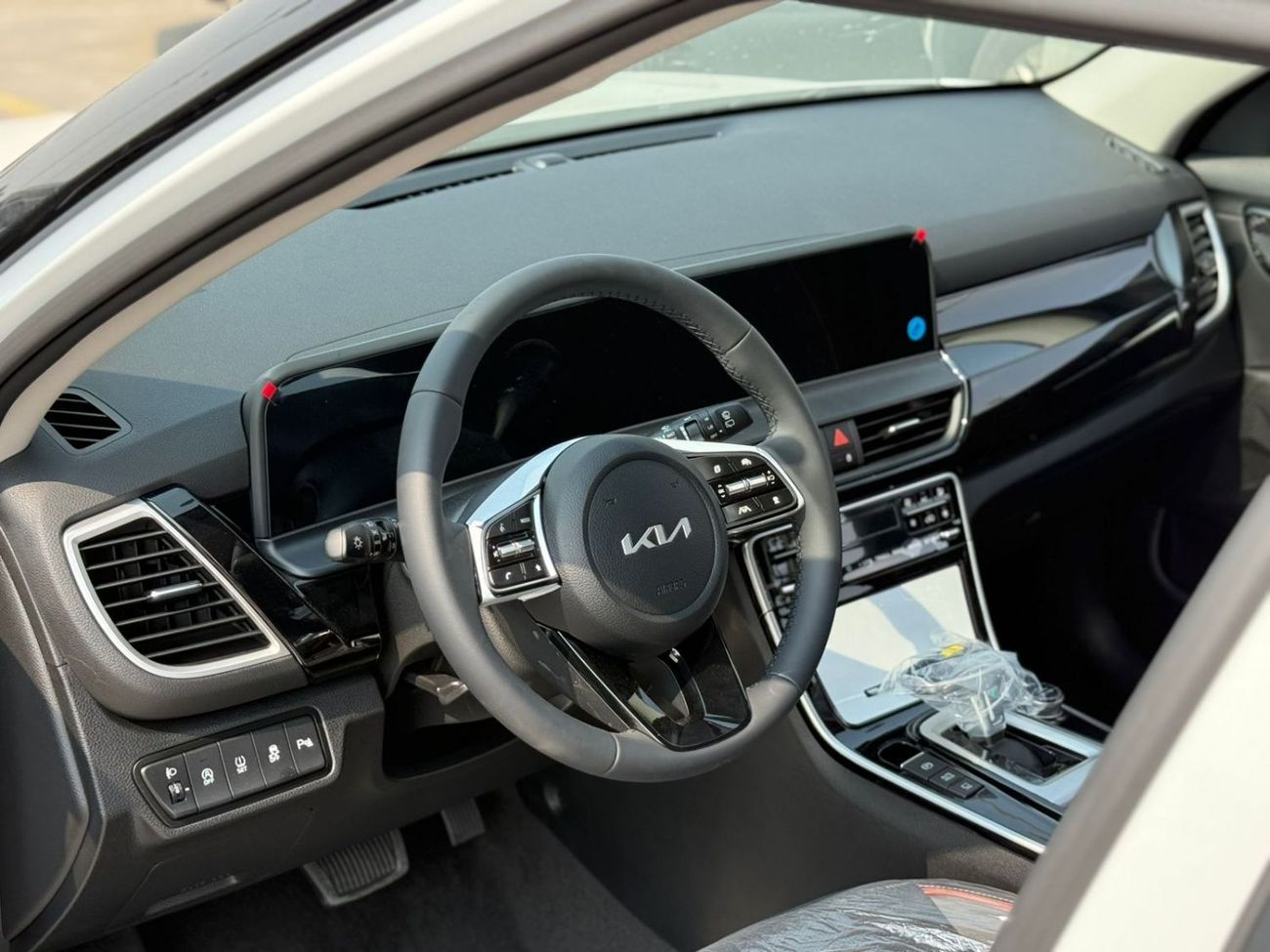 KIA SELTOS 1.5L CHINESE SPECS FULL OPTION 2025