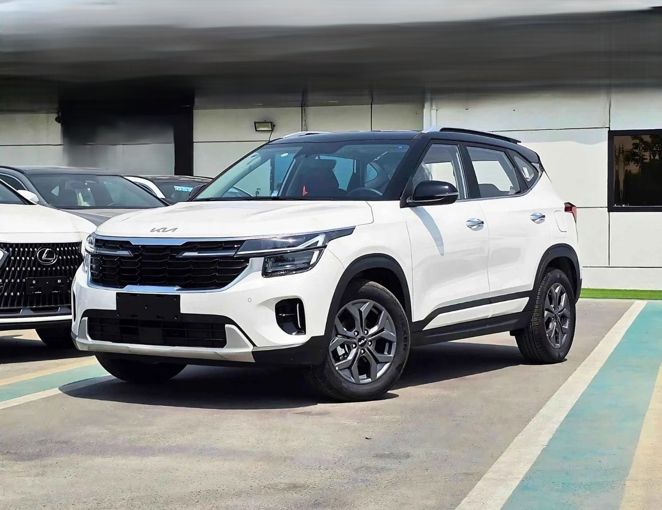 Kia Seltos CVT LUXURY 2025