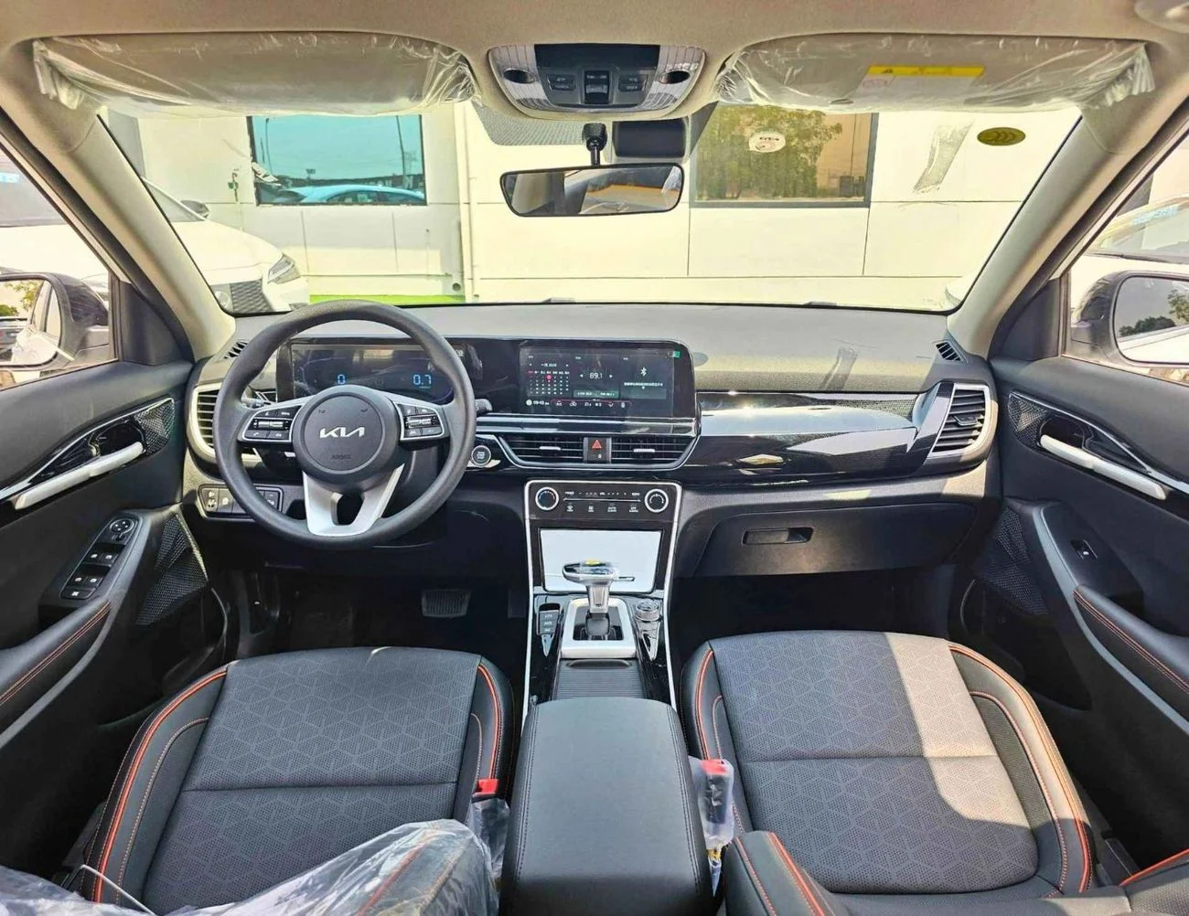 Kia Seltos CVT LUXURY 2025