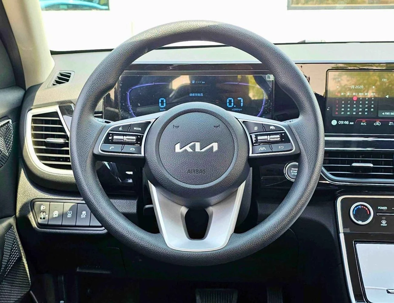 Kia Seltos CVT LUXURY 2025