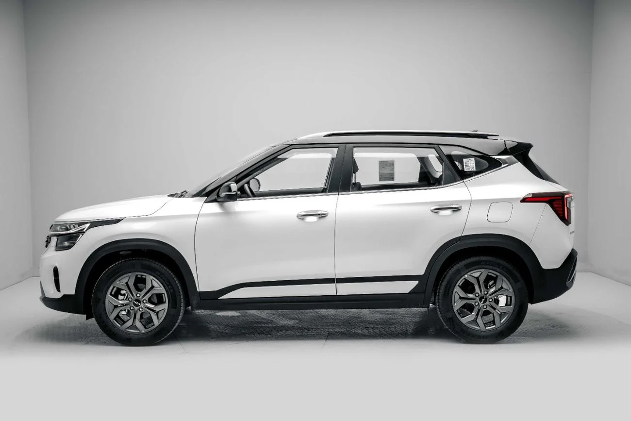 Kia Seltos Luxury 1.5L - White Inside Black 2026