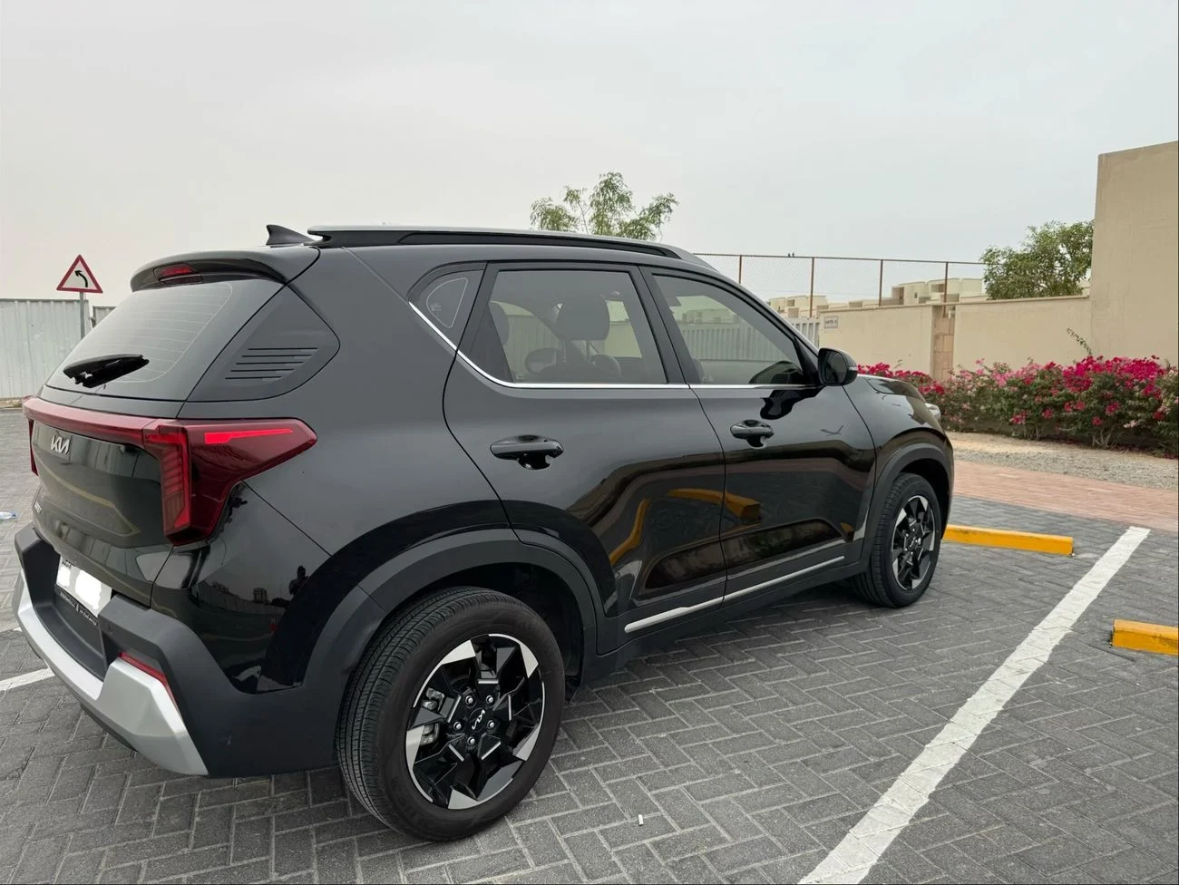 Kia Sonet EX 2 _ 2025