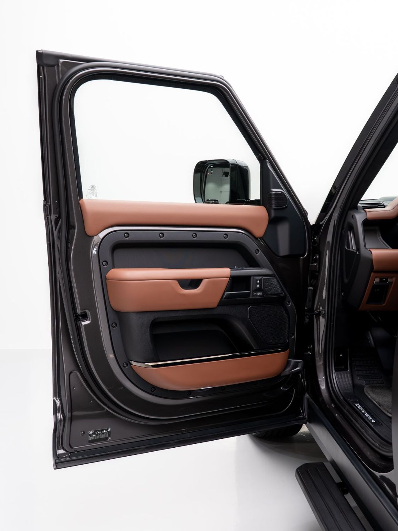 Land Rover Defender 110 OCTA P635 _4.4L _2026