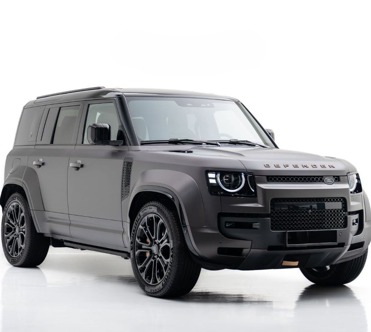 Land Rover Defender 110 OCTA P635 _4.4L _2026