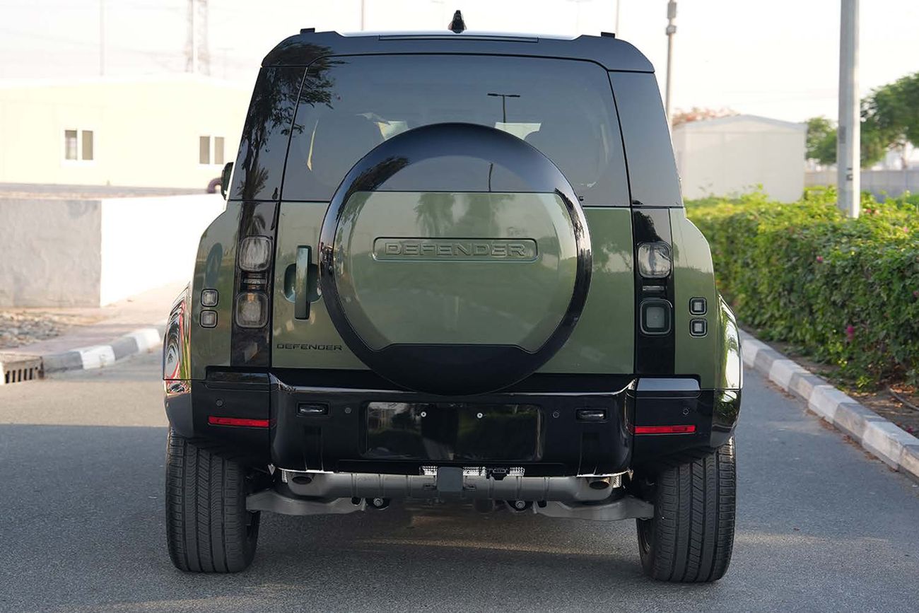 Land Rover Defender 110 X-DYNAMIC SE P400