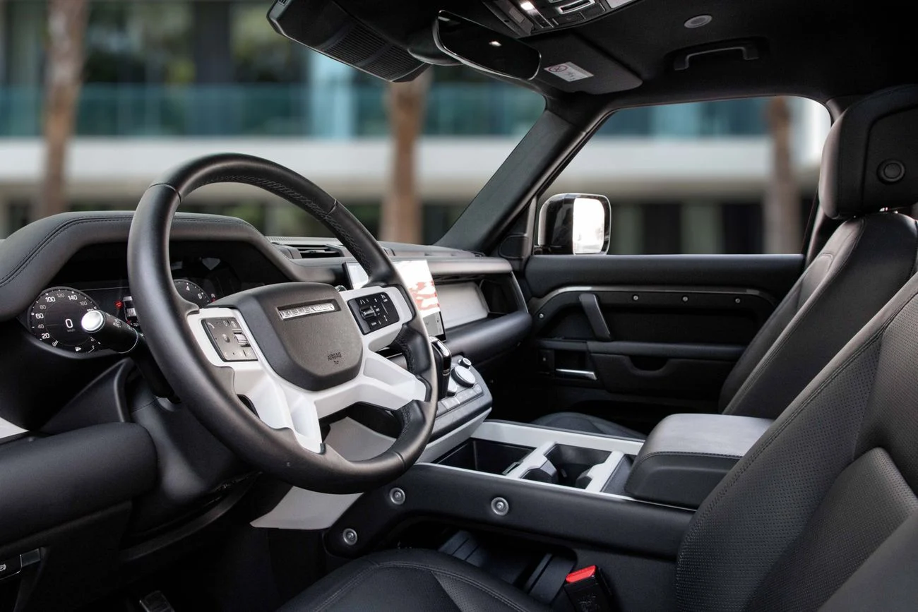 Land Rover Defender 2.0L _2025