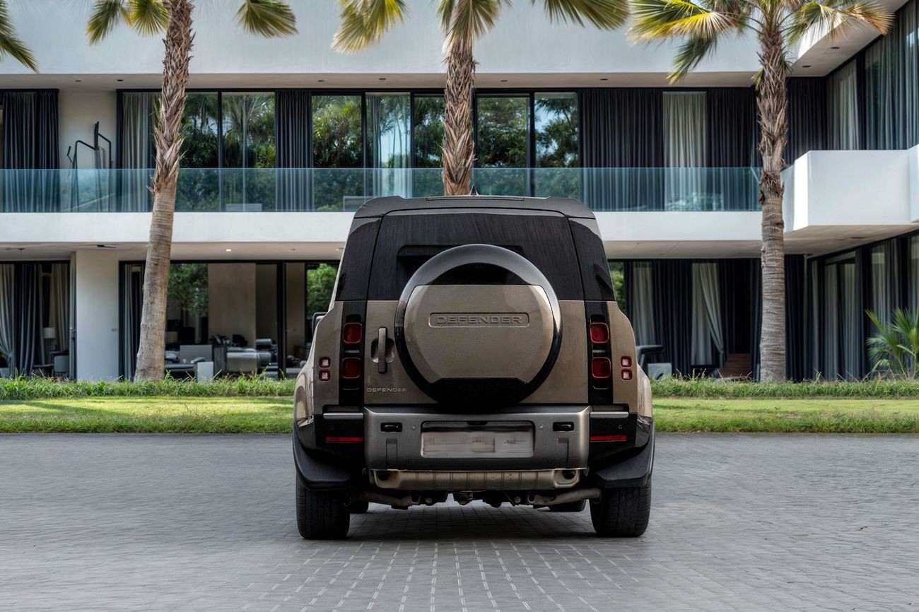 Land Rover Defender 2.0L _2025