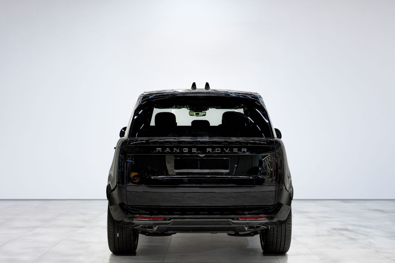 Land Rover Defender 2026  BLACK